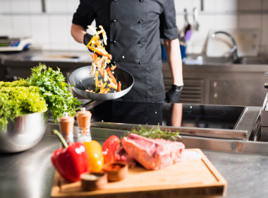 Restaurantes 608470cf1d6354f1d7d7b5431593212675f81a8c15f0d2eb3a292507ce66a5aa