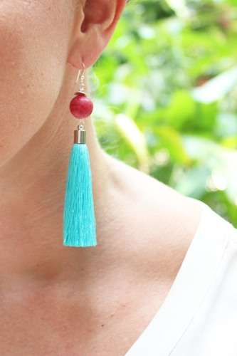 imagen de Aretes de verano con fleco turquesa y rodonita_1