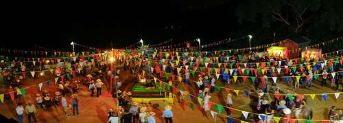 imagen de Fiesta in the mountains_1