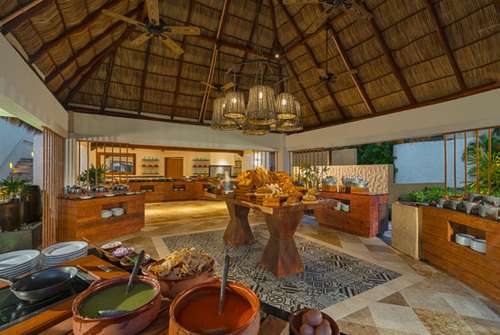 imagen de Hotel St. Regis Brunch Dominical _1