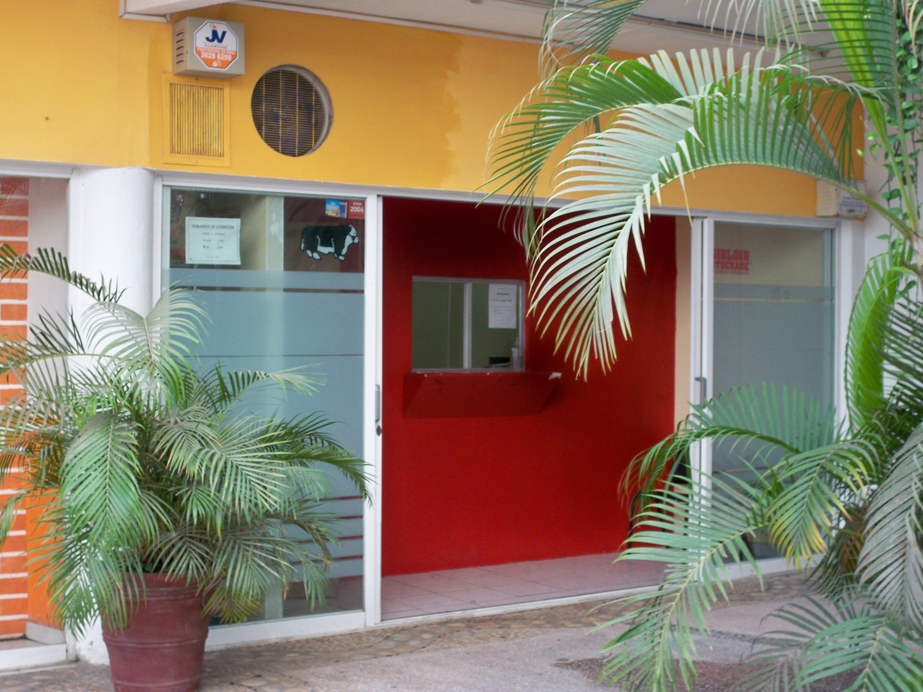 imagen de LOCAL UBICADISISMO_1