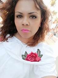 imagen de cocinera y masajista _1