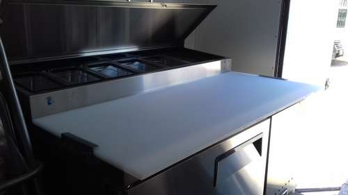 imagen de Mesa Fria para preparacion de pizzas_1