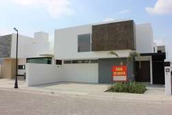 imagen de Casa En Exclusivo fraccionamiento_1