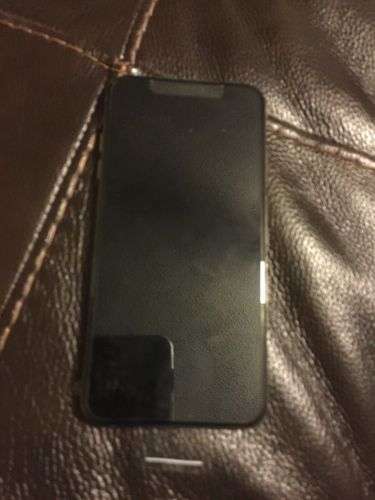 imagen de Nuevo oro iPhone XS Max (256gig)_1