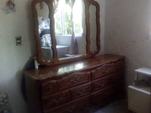 imagen de VENDO PRECIOSO TOCADOR EN MADERA DE CEDRO !!!_1