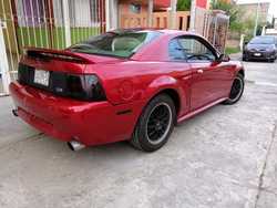 imagen de Mustang GT 2000_1