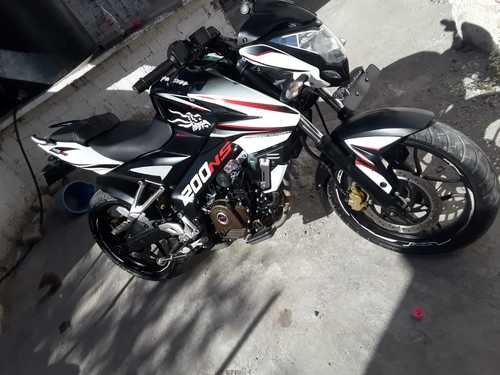 imagen de Pulsar 200_1