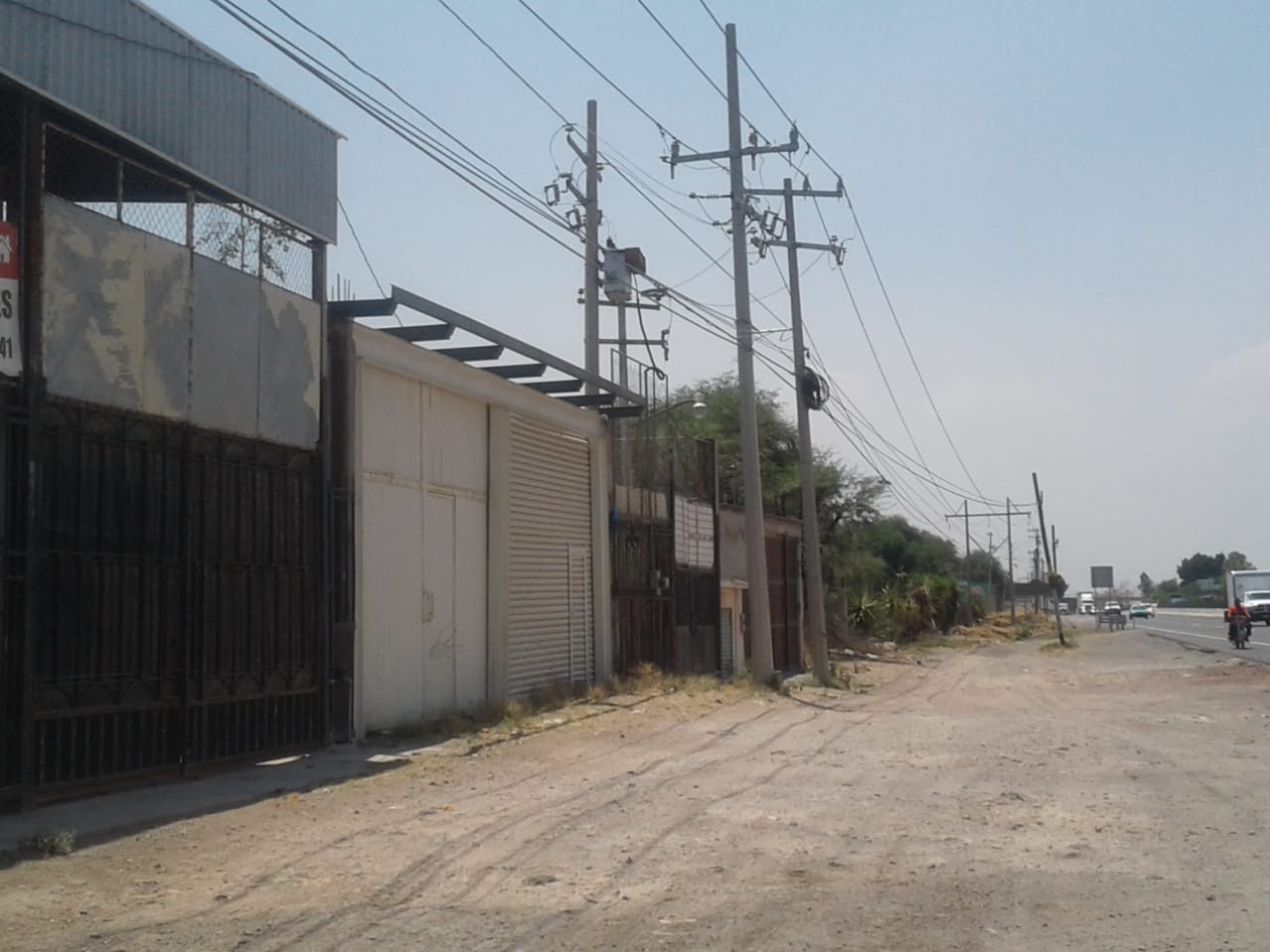 imagen de Se vende bodega en A paseo el Alto Gto._1