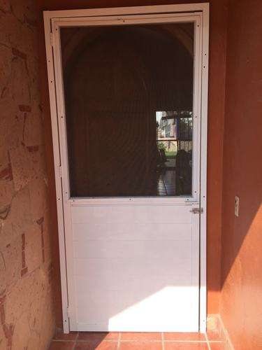 imagen de Puerta de aluminio con mosquitero_1