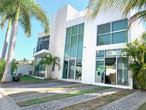 imagen de CASA EN VENTA MARINA VALLARTA ALBATROS_1