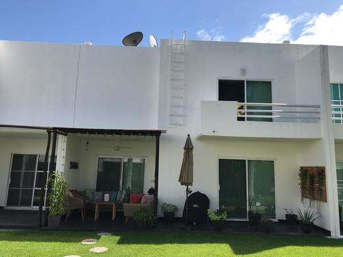 imagen de Venta de Casa en Ceibas, coto con Alberca_1