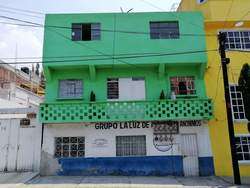 imagen de SE VENDE PROPIEDAD CON DEPARTAMENTOS_1