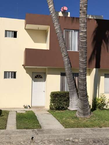 imagen de Casa de Renta en Valle Dorado_1