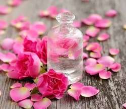 imagen de Agua de rosas_1