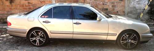 imagen de Mercedes Benz E320 1997_1