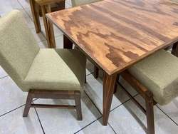 imagen de Hermoso comedor para cuatro personas _1