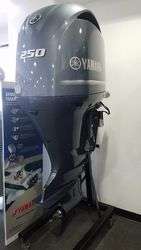 imagen de Yamaha,Suzuki,Honda,Mercury Outboard engines  _1