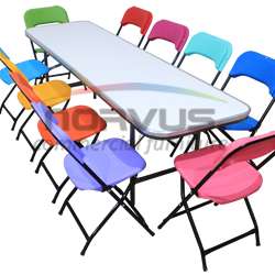 imagen de Juego de sillas y mesas infantiles resistentes_1