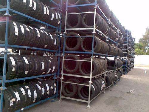 imagen de ESTANTERIAS MOVIL PARA NEUMATICOS _1