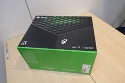 imagen de CONSOLA XBOX SERIES X, NUEVA EN SU CAJA_1