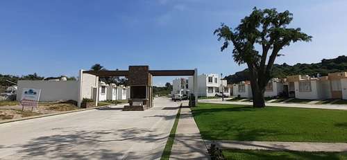 imagen de La calma, Alberca, Seguridad 24 hrs._1