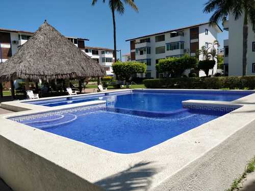 imagen de Se renta departamento Alberca, cerca Plaza Galeria_1