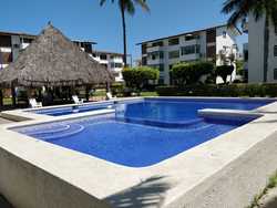 imagen de Se renta departamento Alberca, cerca Plaza Galeria_1