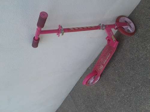 imagen de Girl's Scooter_1