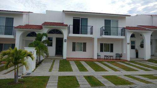 imagen de Vendo casa en condominio Lomas del Sol_1