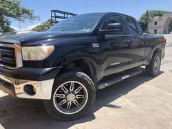 imagen de Toyota Tundra Pick up 4x4 Dbl Cab 5.7L V8_1
