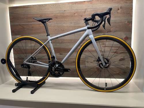 imagen de 2022 Specialized S-Works Aethos - Dura-Ace Di2 _1