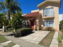 imagen de Casa Residencial Flamingos 306m2 terr con Alberca _1