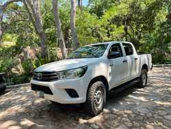 imagen de HILUX 2018 EXCELENTE ESTADO_1