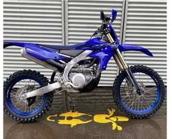 imagen de 2023 YAMAHA YZ450FX Dirtbike_1