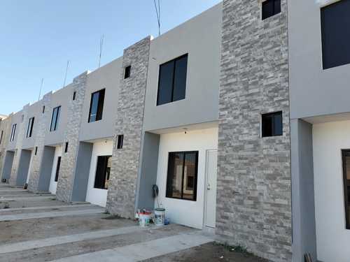 imagen de CASA VENTA FRACC.BUGAMBILIAS EN SAN JOSE DEL VALLE_1