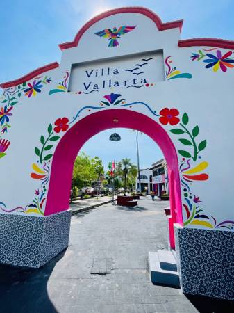 imagen de LOCAL COMERCIAL EN LA PLAZA  VILLA VALLARTA_1