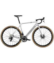 imagen de 2023 Canyon Ultimate CFR eTap Road Bike_1