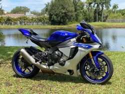 imagen de 2017 yamaha yzf r1_1