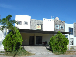 imagen de Vendo Bonita Casa en Fracc. Real Nuevo Ixtapa_1