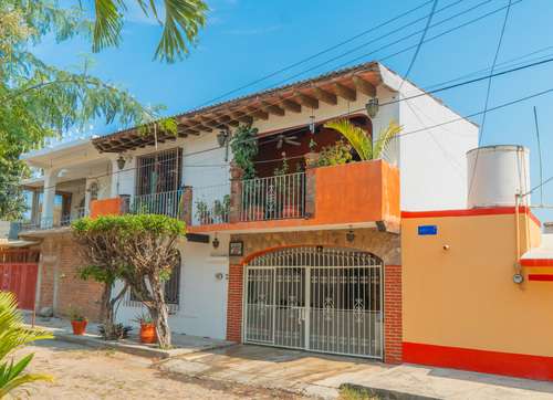 imagen de excelente Casa de gran tamaño,a 2 min de Liverpool_1