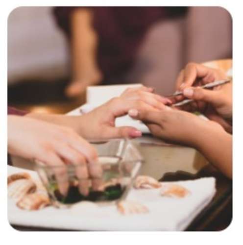 imagen de Manicure &amp; Pedicure_1