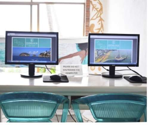 imagen de  WIFI y computadoras con internet_1