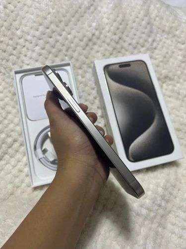 imagen de iPhone 15 pro max_1