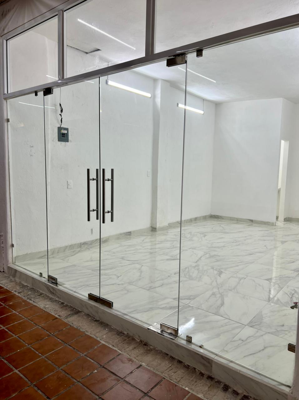 imagen de LOCAL COMERCIAL VILLAS VALLARTA_1