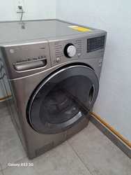 imagen de LAVADORA SECADORA LG 11 KGS_1