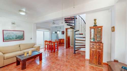 imagen de renta casita 2 pisos, amueblada_1