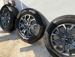 imagen de JUEGO DE 4 RINES Y 4 LLANTAS 225/65 R 18 _1