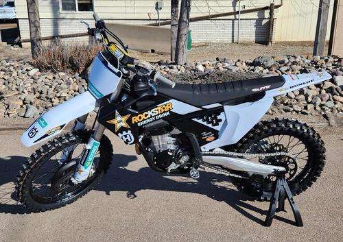 imagen de 2024 Husqvarna FC 450 Rockstar Edition Motocross_1
