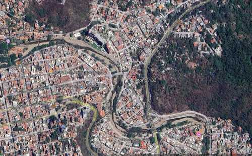 imagen de FIXER UPPER_1